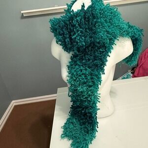 Vintage teal‎ shaggy knit scarf.